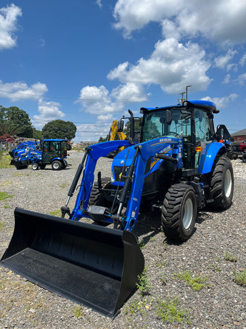 New Holland Workmaster 95 Cab Tractor w/Loader