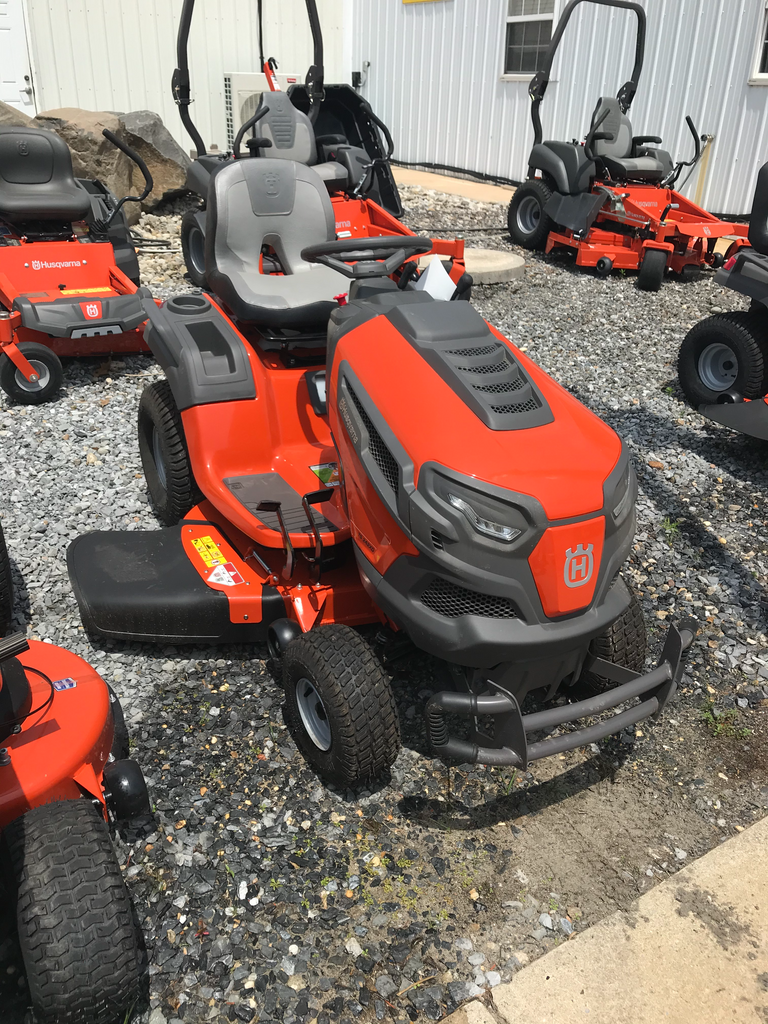 Husqvarna TS242XD, Lawn Tractor, 42 Mower Deck – Peach Country