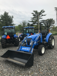 New Holland Boomer 40 HST Tractor with 250TLA Loader